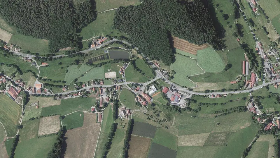 Luftbild von Hüttenthal